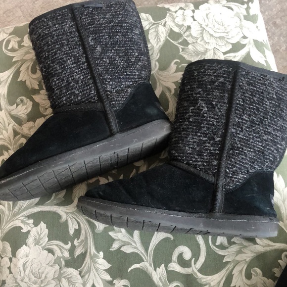 Minnetonka Suede Shearling Boots - Picture 3 of 8